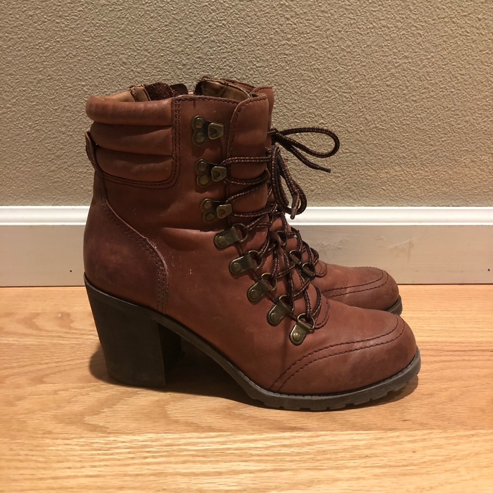 Lucky Brand lace up boots